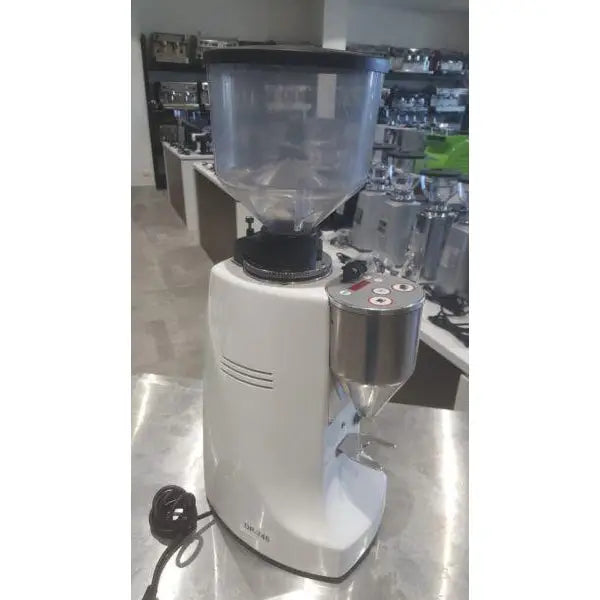 As New Mazzer Robur Electronic In White Commercial Coffee