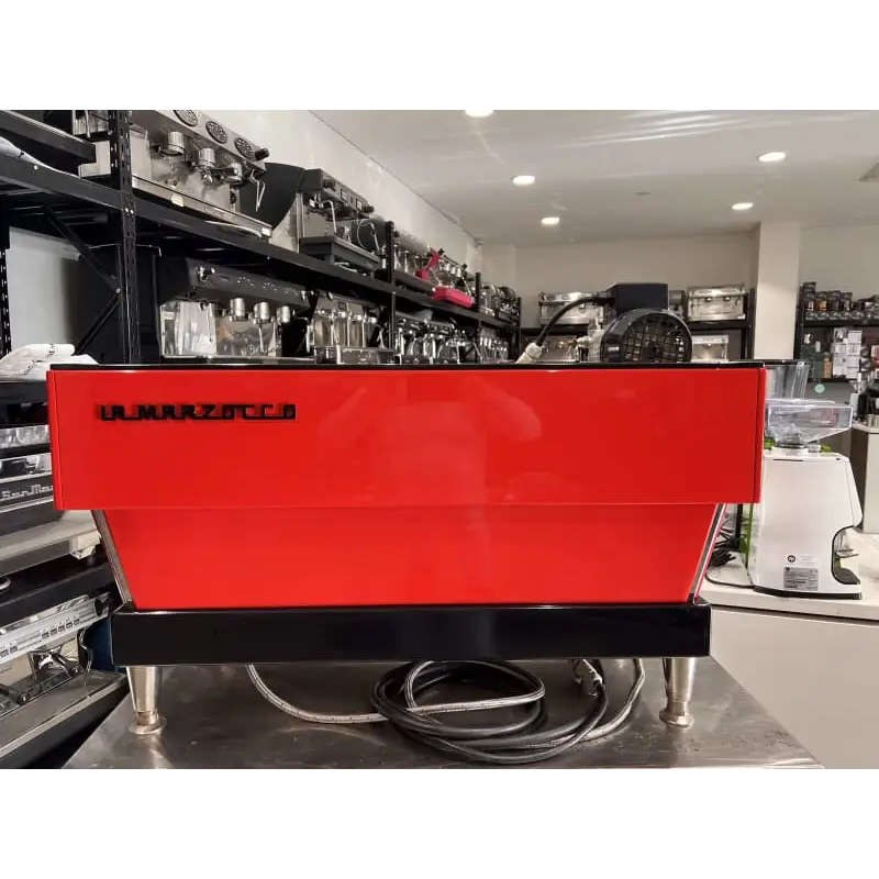 As New RED 3 Group La Marzocco Linea AV Commercial Coffee