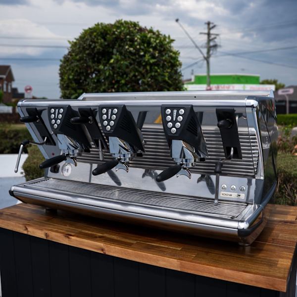 Pre-Loved La San Marco 100E – 3 Group Commercial Coffee Machine