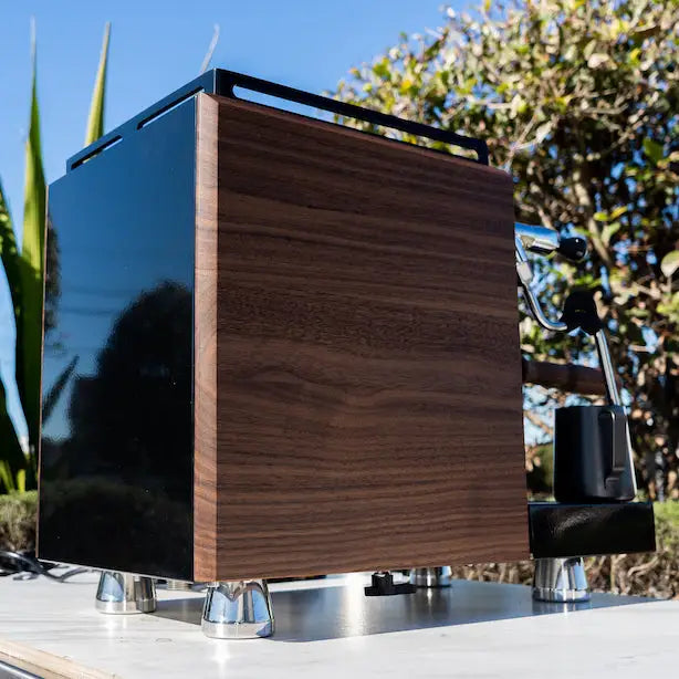 BELLEZZA INIZIO R CUSTOM BLACK & DARK WOOD + EUREKA ATOM 65