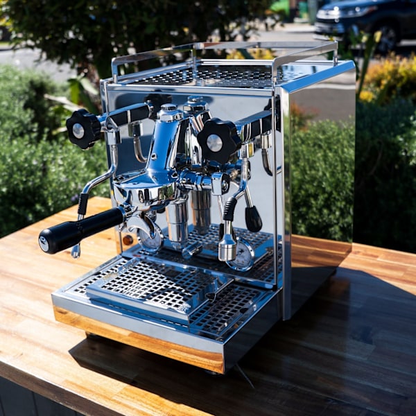 Profitec Pro 700 – Dual Boiler PID Rotary Pump Immaculate Condition
