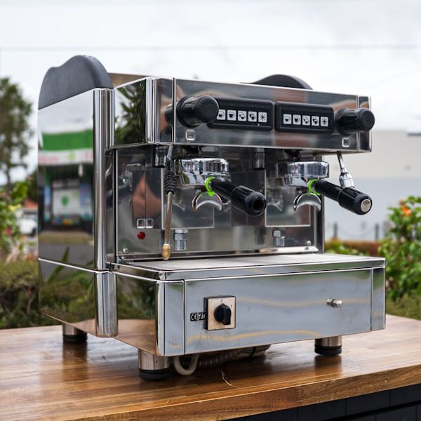 Cheap Italian 2 Group Coffee Machine – 10 Amp Compact