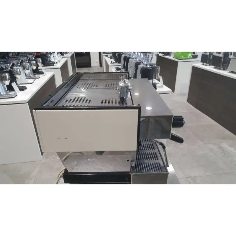 Cheap Second Hand La Marzocco Linea AV Commercial Coffee