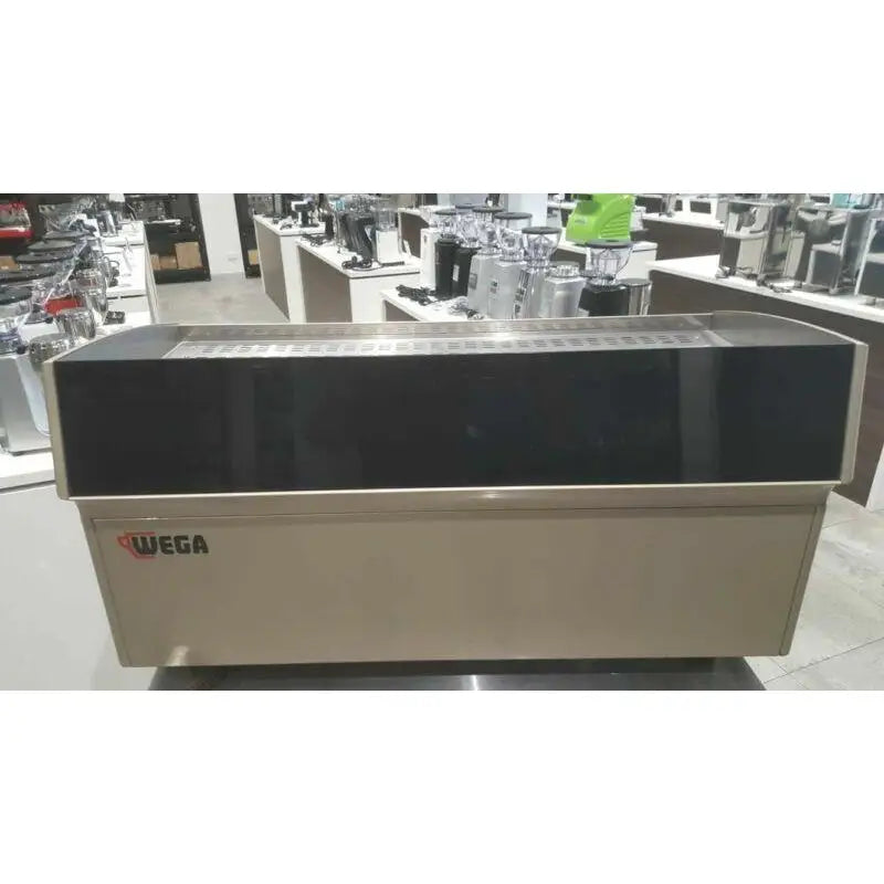 Cheap Semi Black Beige 3 Group Wega Atlas Commercial Coffee