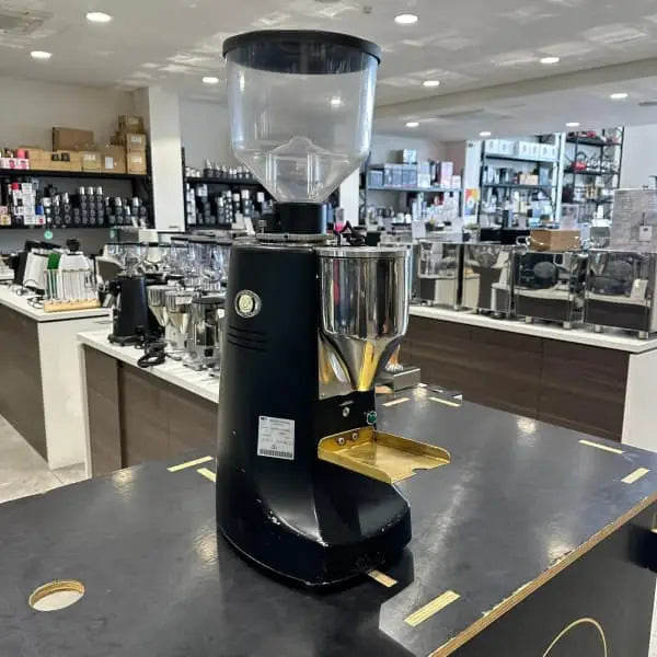 Clean Mazzer Robur Electronic With Custom Scale Holder