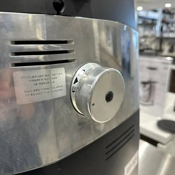 Clean Pre Owned Mazzer Kold Electronic Commercial Coffee