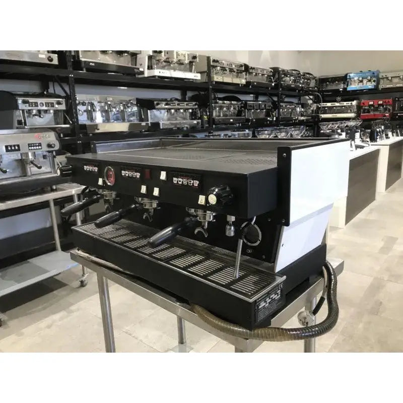 Custom PreOwned 3 Group La Marzocco Linea AV Commercial