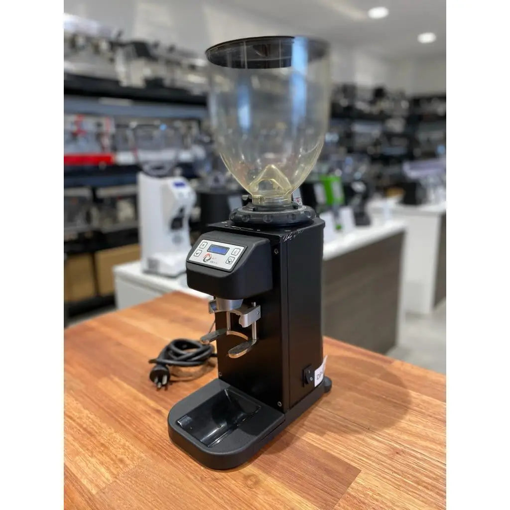 DIP Used DIP DKS-65 Commercial Coffee Grinder in Black - ALL