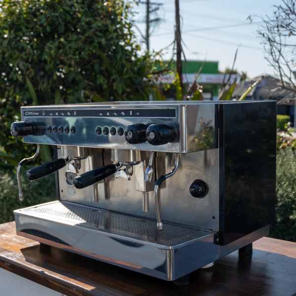 Pre Loved FUTUREMATT Ottima 2 Group 15 Amp Tall Cup Coffee Machine