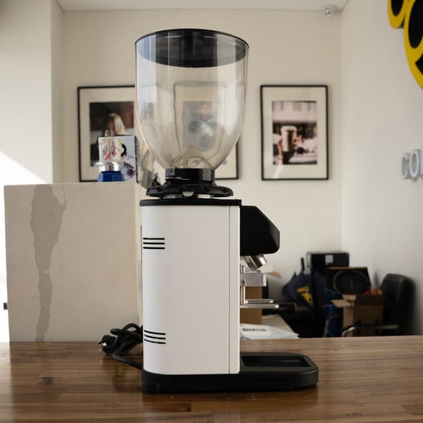 Pre-Loved Di Pacci DK65 Electronic Coffee Bean Espresso Grinder