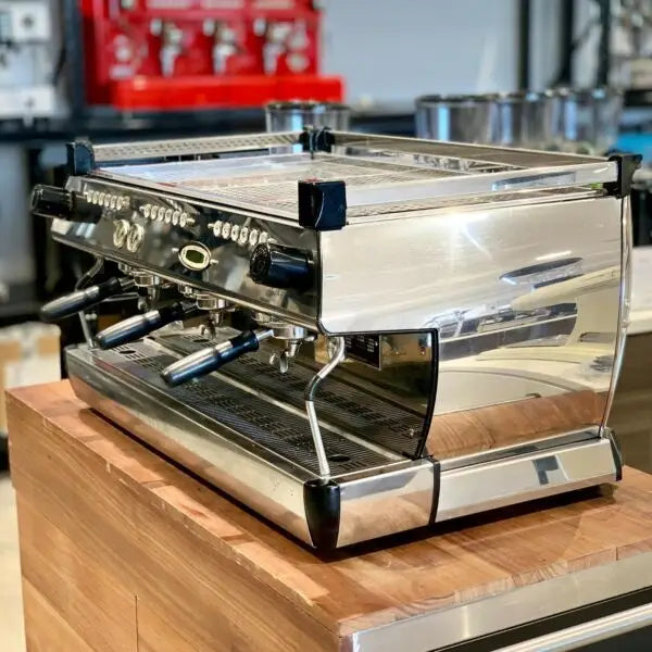 Immaculate 3 Group La Marzocco GB5 Commercial Coffee Machine