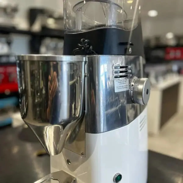 Immaculate Pre Owned Mazzer Kold Electric Commercial Coffee