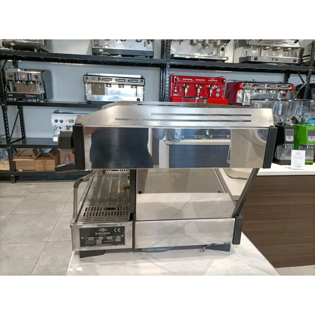 Incredible Fully Serviced La Marzocco Linea PB 2 Group