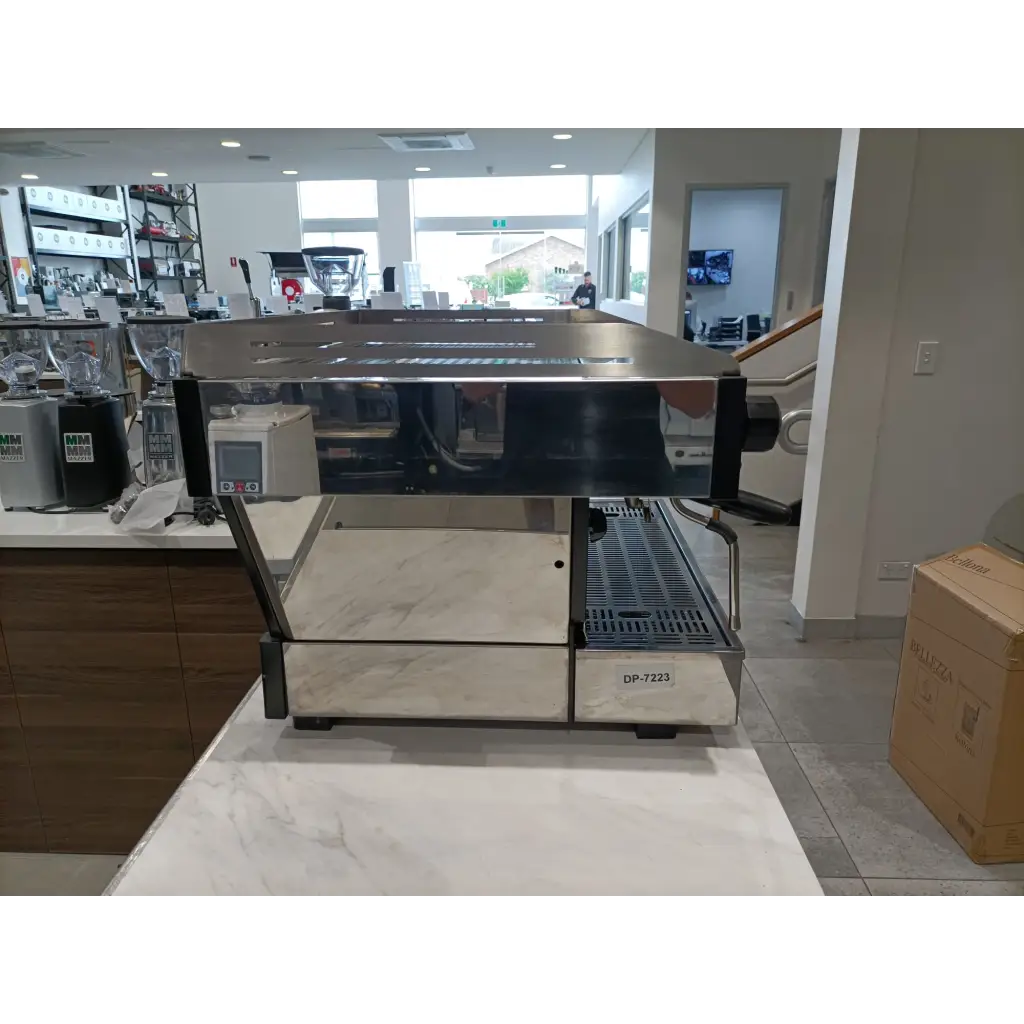 Incredible Fully Serviced La Marzocco Linea PB 2 Group