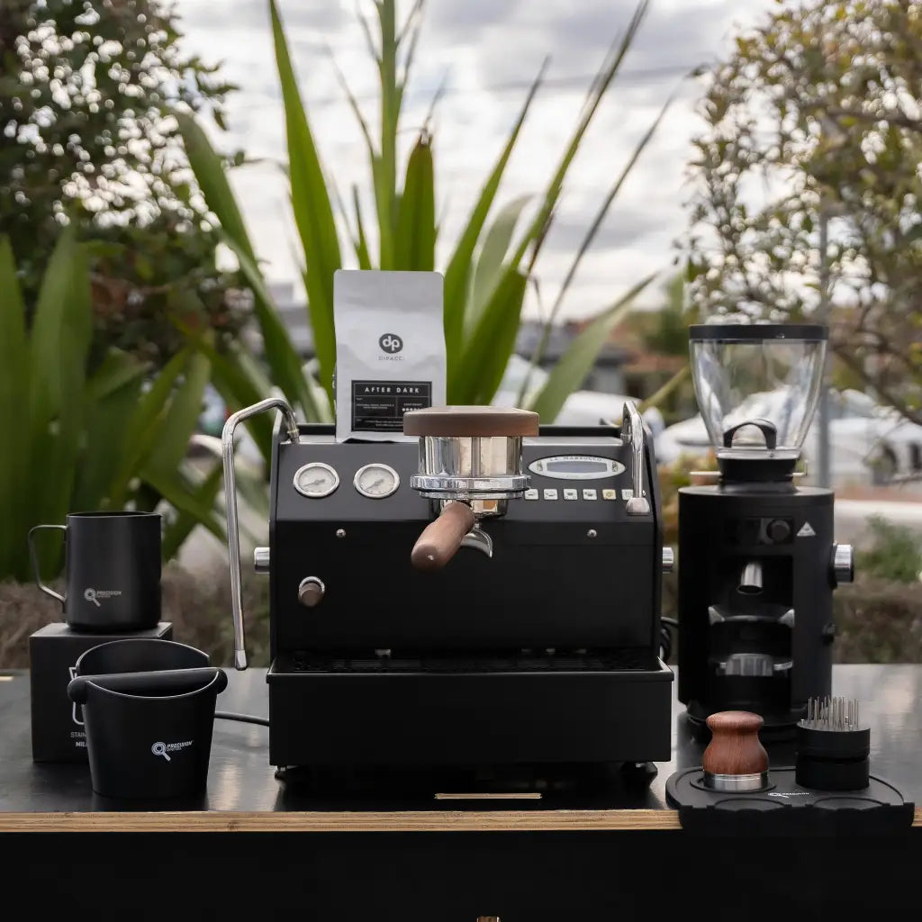 La Marzocco GS3 AV & Mahlkonig X54 Package in Matte Black