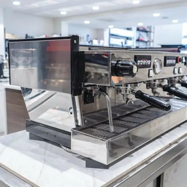 Late Model La Marzocco Linea AV High Cup Commercial Coffee