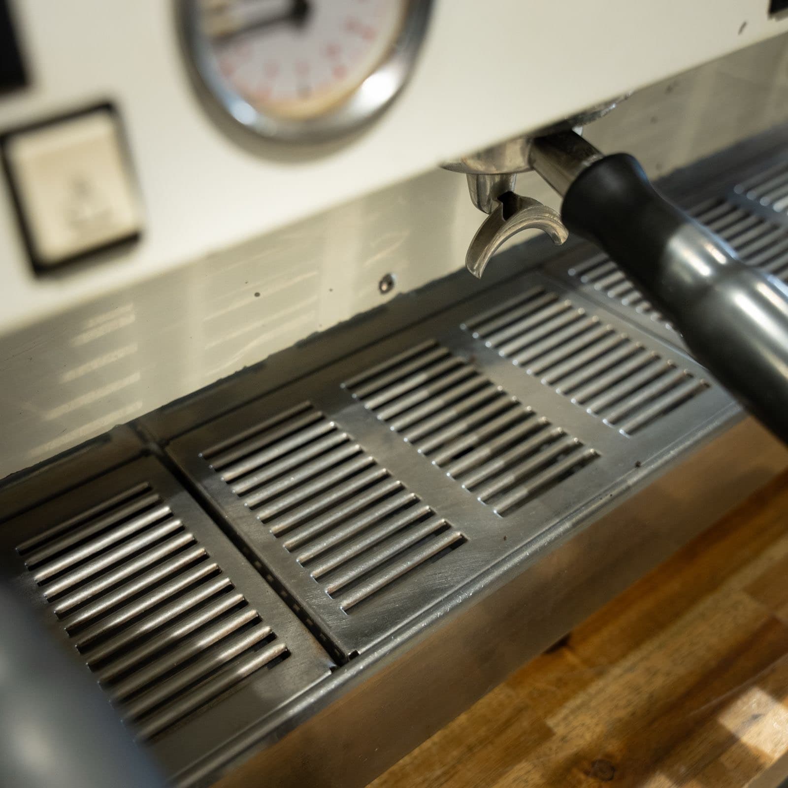 Pre-Loved La Marzocco Linea AV 3 Group Tall Cup Coffee Machine
