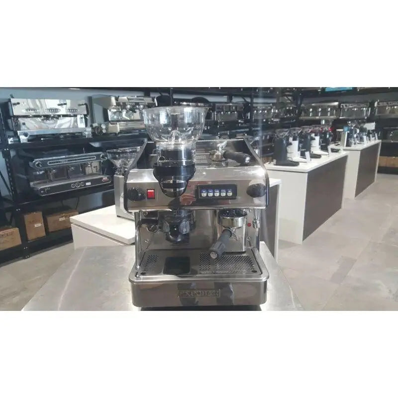 One Group 10 Amp Commercial Coffee Machine with Built In