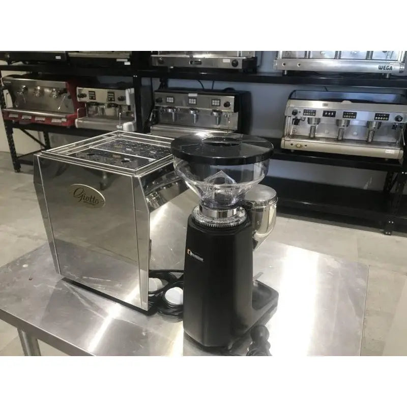 Pre-Owned Ecm Rocket & Brand New Dosserless Grinder Package