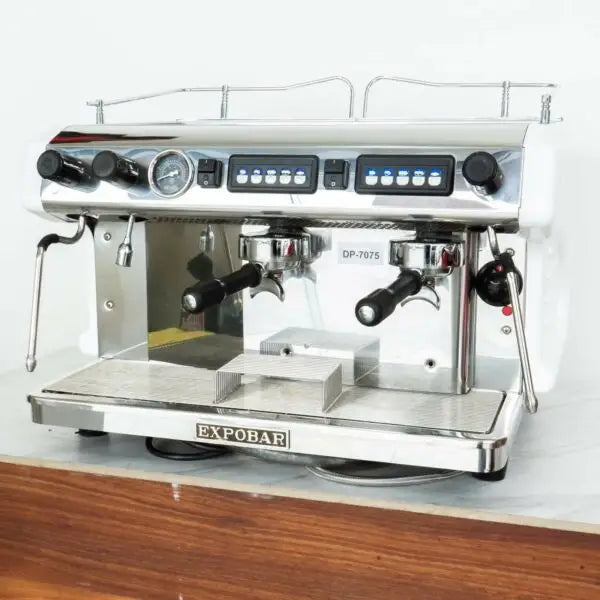 Pre Owned Immaculate 2 Group Expobar Rugerro Coffee Machine