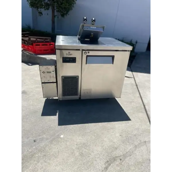 Pre Owned Single door Milk Juggler