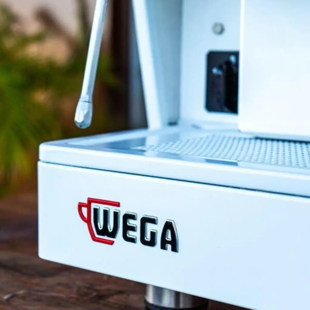 STUNNING 10 AMP COMPACT 2 GROUP WEGA COMMERCIAL COFFEE