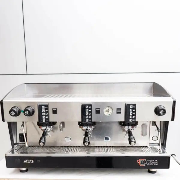 Stunning Serviced 3 Group Wega Commercial Cafe Coffee