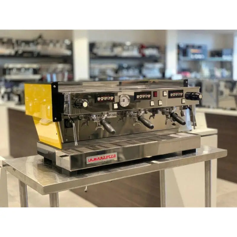 Used immaculate 3 Group La Marzocco Linea AV Commercial