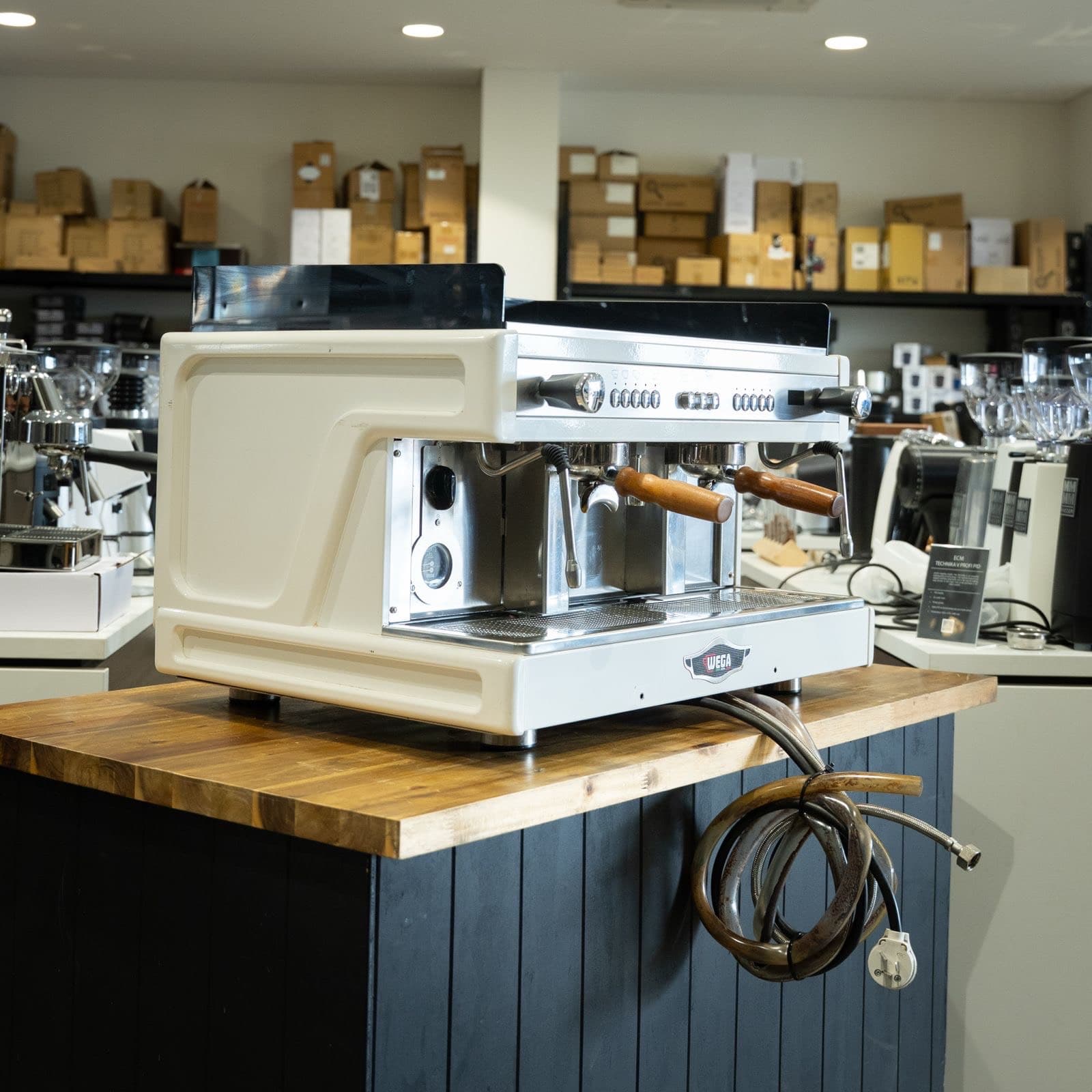 Pre-Owned Wega Airy 2 Group 15 Amp Coffee Machine