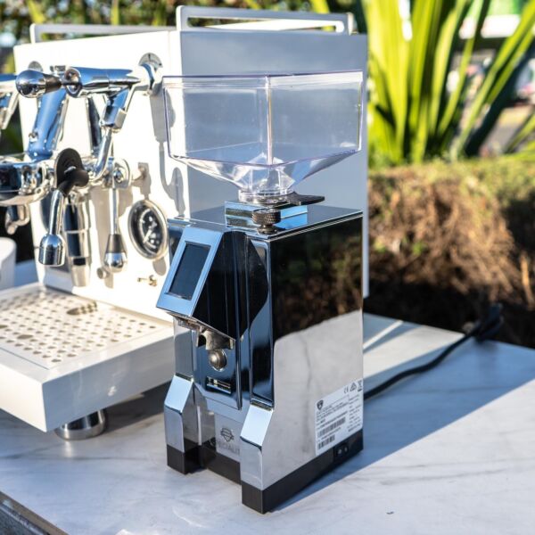 Brand New Bellezza Coffee Machine & Grinder Package