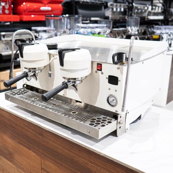 Immaculate 2020 2 Group Synesso S200 Commercial Coffee Machine