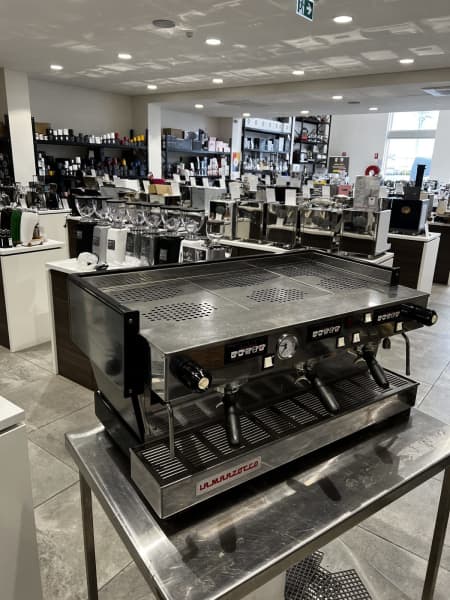 Late Model 3 Group La Marzocco Linea Black Commercial Coffee Machine
