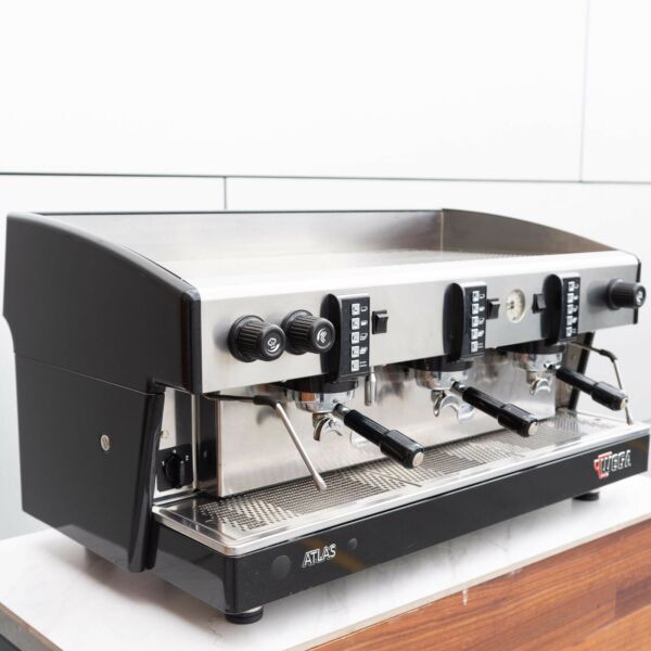 Stunning Serviced 3 Group Wega Commercial Cafe Coffee Machine