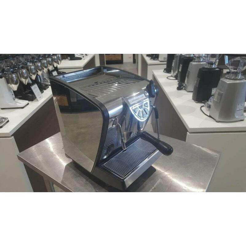 Pre Owned Nuova Simoneli Musica Tank Semi Commercial Coffee Machine