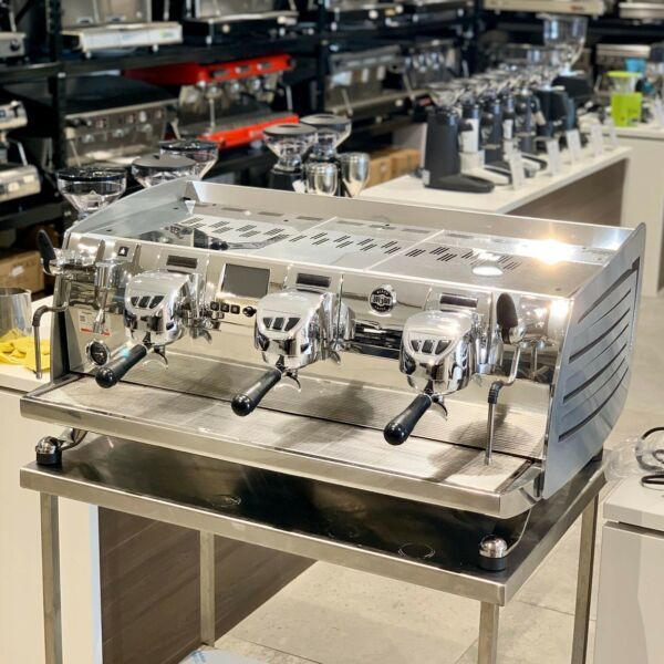 As New Ex Demo 3 Group Black Eagle Commercial Coffee Machine