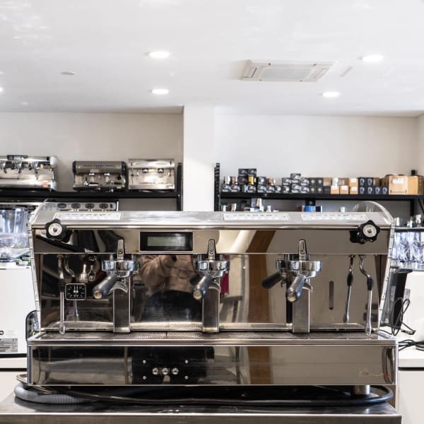 Clean Late Model Orchestrali Etnica Commercial Coffee Machine