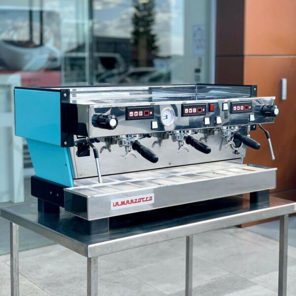 Immaculate La Marzocco 3 Group Linea Timers Commercial Coffee Machine