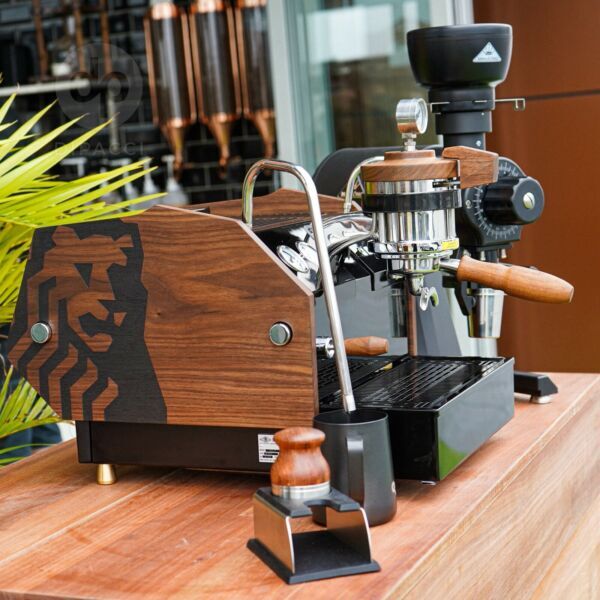 New La Marzocco GS3 MP & EK43 Short Coffee Machine & Grinder Package