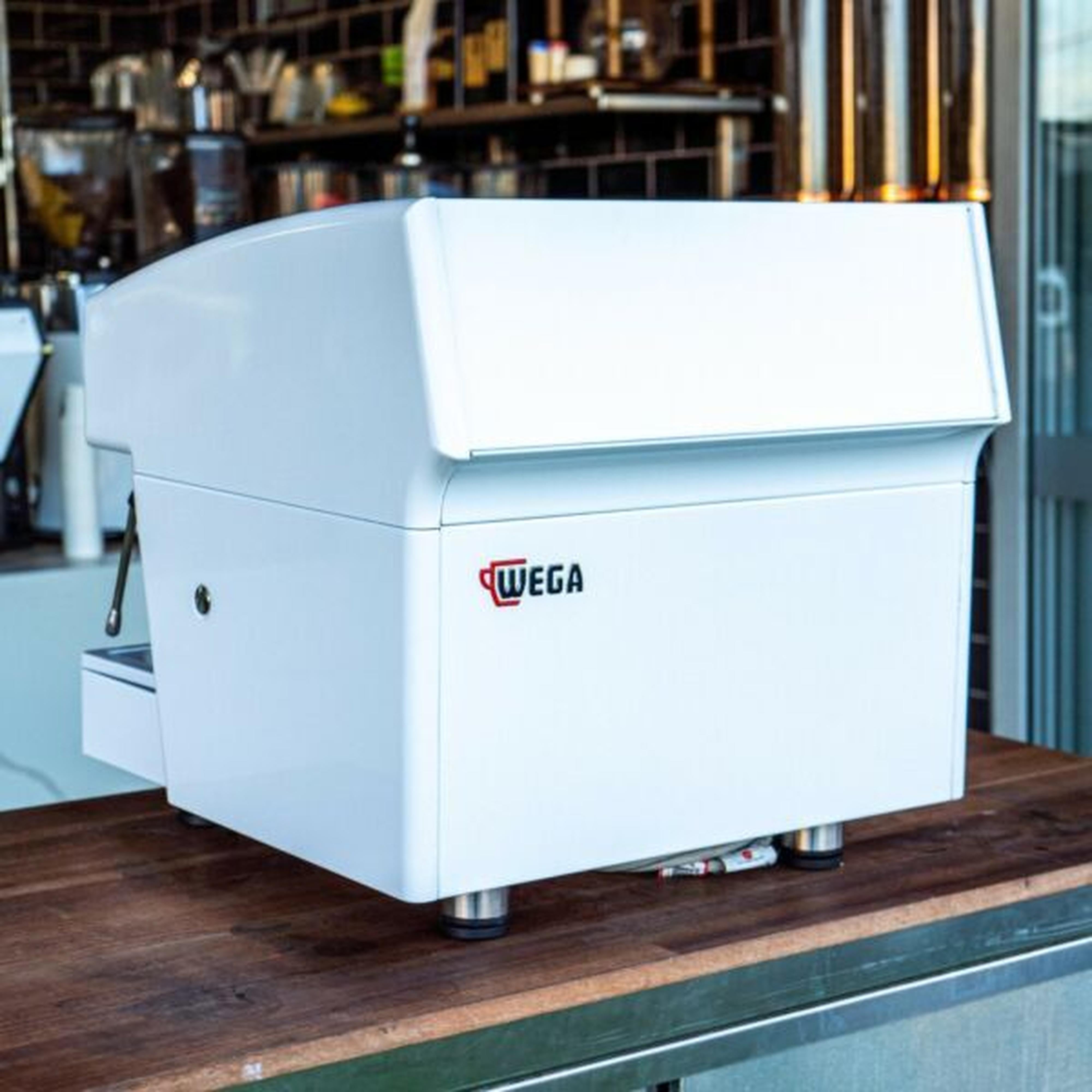 STUNNING 10 AMP COMPACT 2 GROUP WEGA COMMERCIAL COFFEE MACHINE