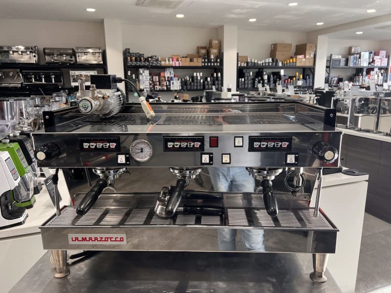 As New RED 3 Group La Marzocco Linea AV Commercial Coffee Machine