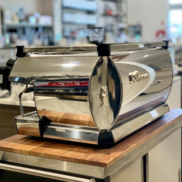 Immaculate 3 Group La Marzocco GB5 Commercial Coffee Machine