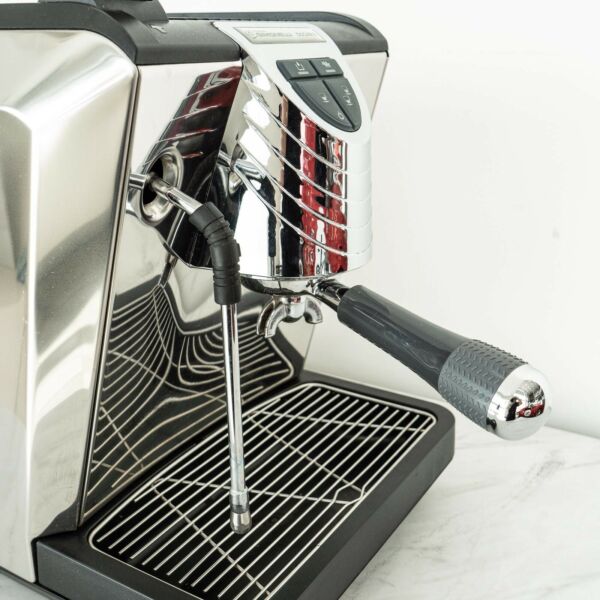 Beautiful Pre Owned Nuova Simoneli Oscar 11 Coffee Machine