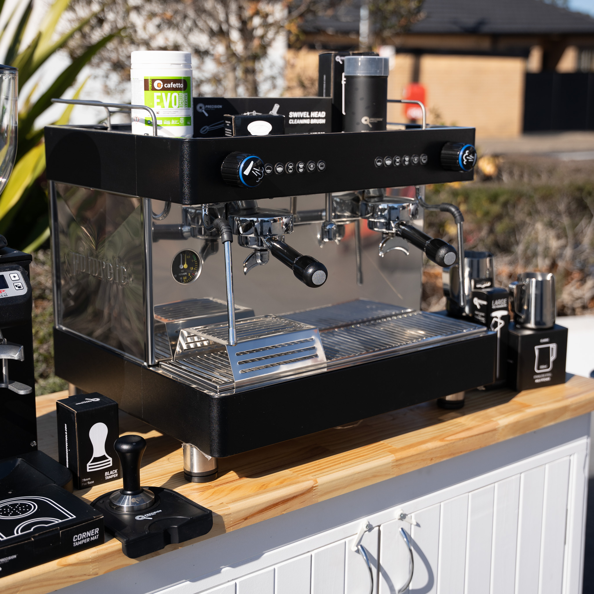Futurete Horizont, DIP DKS-65 Grinder with the NEW Provincial White Wood Coffee Cart & Precision Accessories in Black